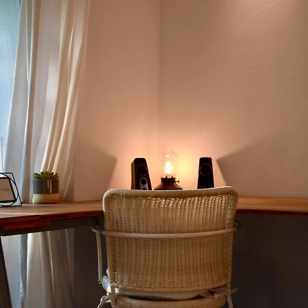 Stilvolle Wohnung Mit Balkon & Parkplatz Rostock Exteriör bild